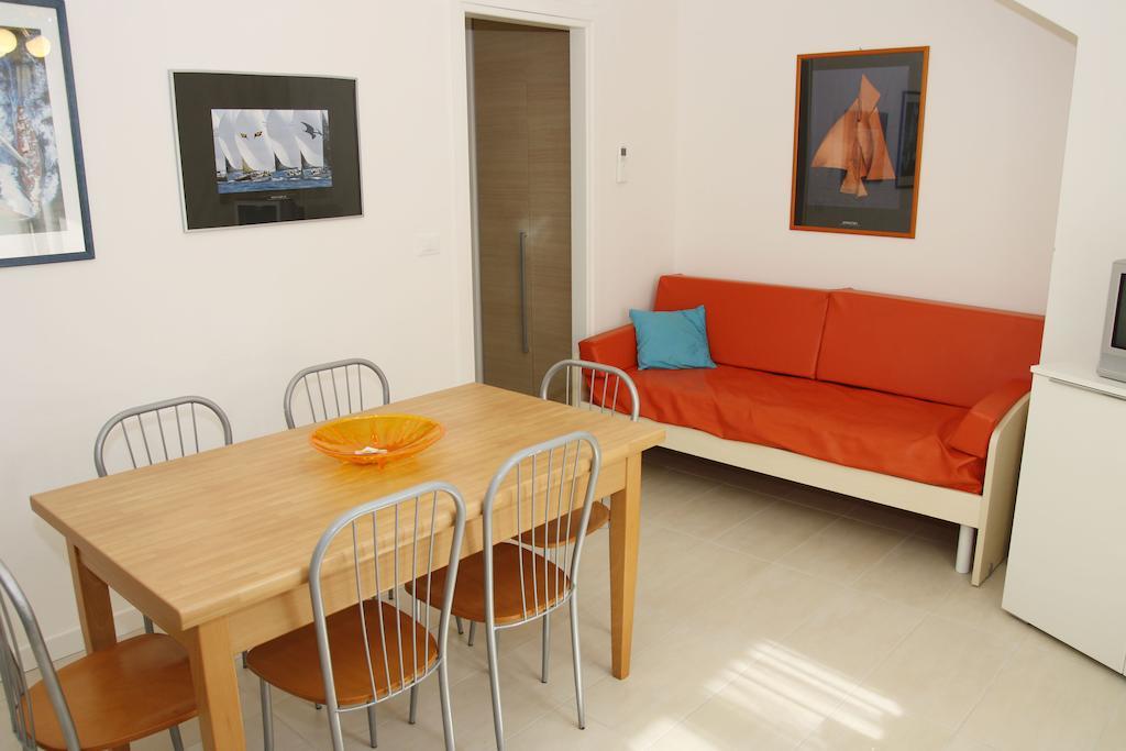 Residence Equilio Family Apartments Lido di Jesolo Cameră foto